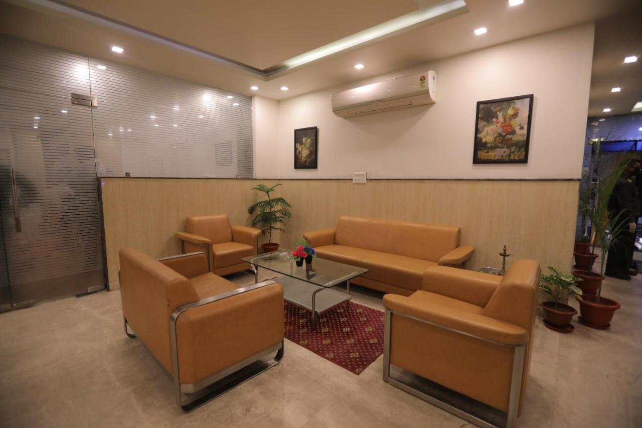 Airport Hotel Bollywood Paradise New Delhi Exterior photo